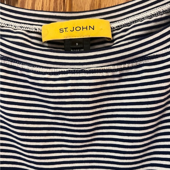 St. John Nautical Stripe Sleevless Cap Sleeve Top Navy Blue & White Size Small - Picture 3 of 9